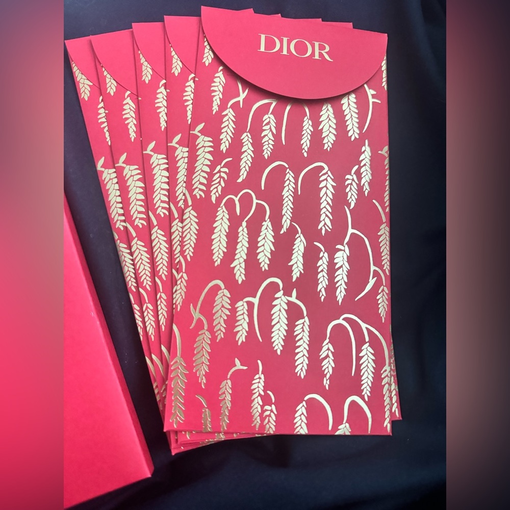 Dior red envelopes - Picture 4 of 4